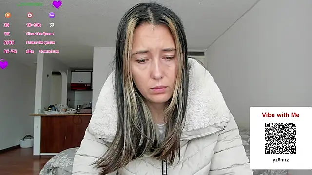 Snapshot of zoe_jeane_beker chatting on 03-22-26, 06:33 zoe jeane beker online show from 03-22-26, 06:33