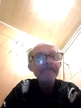 oksana722 online show from 10-05-25, 09:34