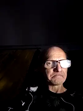 oksana722 online show from 10-09-25, 04:49