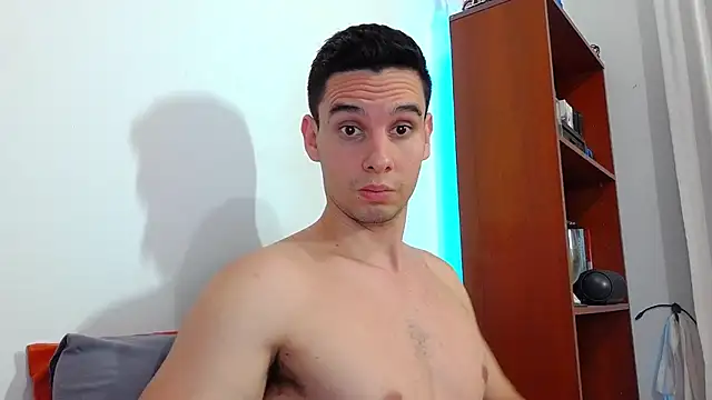 Snapshot of cristo_master chatting on 02-17-25, 01:58 cristo master online show from 02-17-25, 01:58
