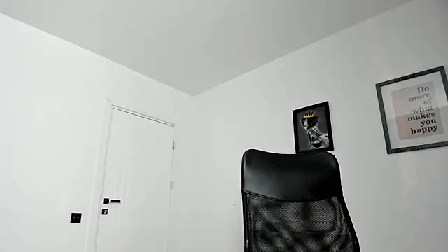 PortraitMarie online show from 01-22-25, 07:45