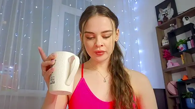Snapshot of KristenSayles chatting on 02-28-25, 06:52 KristenSayles online show from 02-28-25, 06:52