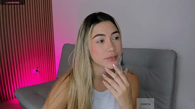 susan  hills online show from 02-25-25, 03:16