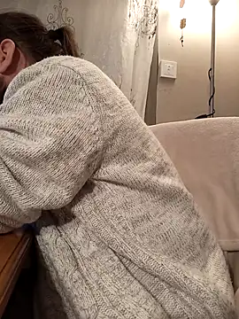 teekoine1 online show from 10-17-25, 09:28