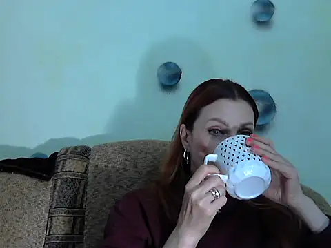 Jillian Pattie online show from 10-08-25, 02:14