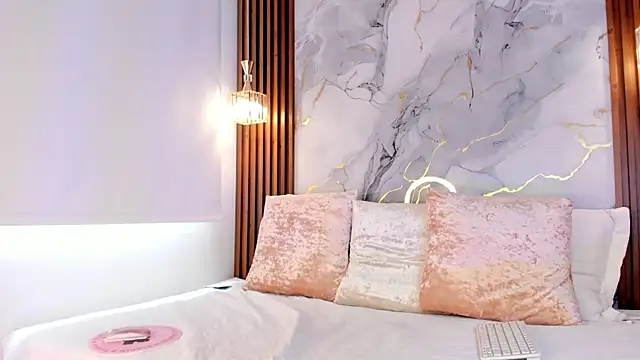 Gabbyy  online show from 10-28-25, 03:25