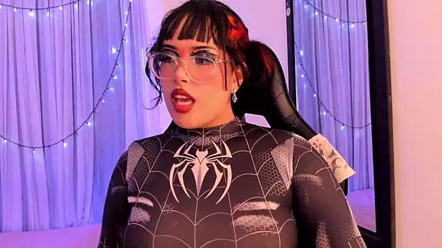 willow poisson online show from 04-19-26, 05:56