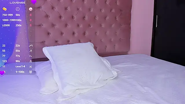 Snapshot of MafeOlimpo chatting on 01-25-25, 12:06 MafeOlimpo online show from 01-25-25, 12:06