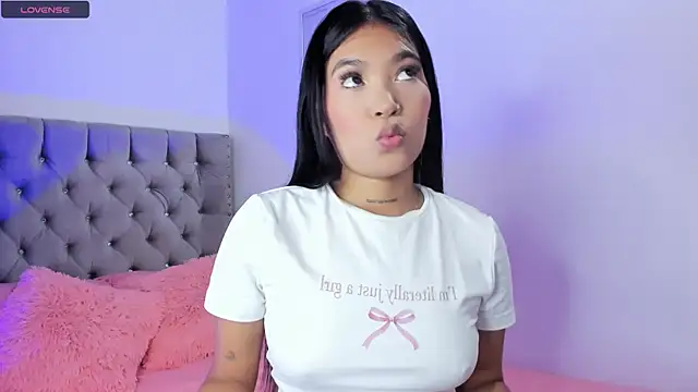 Snapshot of MafeOlimpo chatting on 10-21-25, 07:36 MafeOlimpo online show from 10-21-25, 07:36