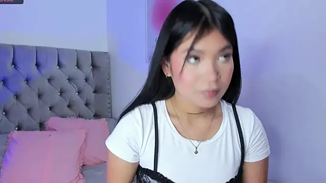 Snapshot of MafeOlimpo chatting on 11-18-25, 06:23 MafeOlimpo online show from 11-18-25, 06:23