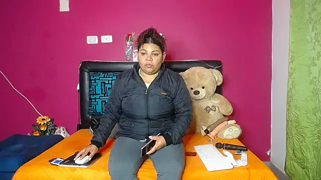 karolhot916 online show from 01-14-26, 12:38