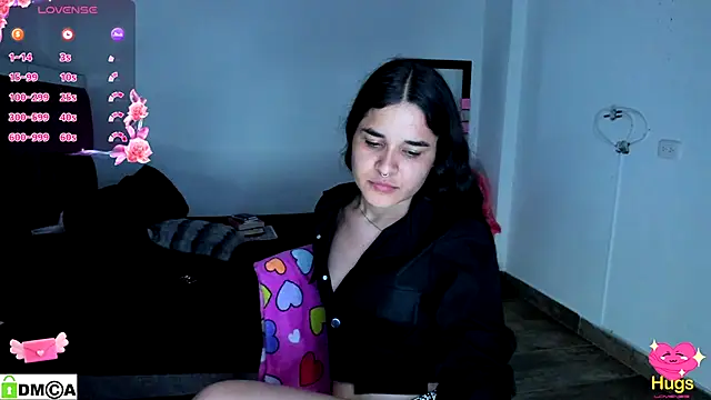 Snapshot of SweetMegan_1 chatting on 10-06-25, 01:36 SweetMegan 1 online show from 10-06-25, 01:36