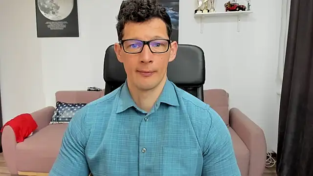 BrutusK08 online show from 03-04-25, 07:08