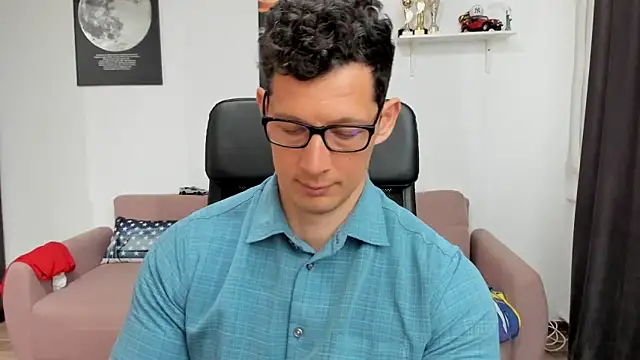 BrutusK08 online show from 03-04-25, 10:13