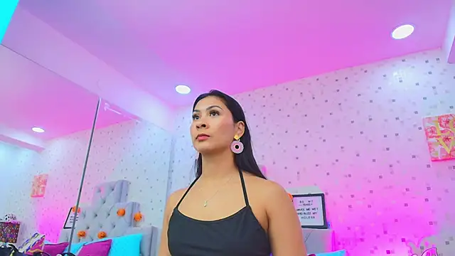 JulietaReyess online show from 10-17-25, 11:46