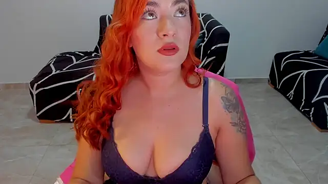 Snapshot of eva__xox chatting on 02-11-26, 04:56 eva xox online show from 02-11-26, 04:56