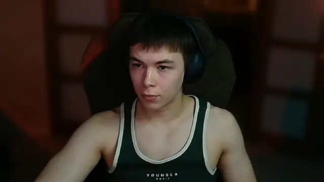 KoreanIdol online show from 12-05-25, 02:36