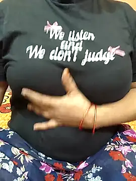 CUTE SOPHIA- online show from 10-02-25, 11:45