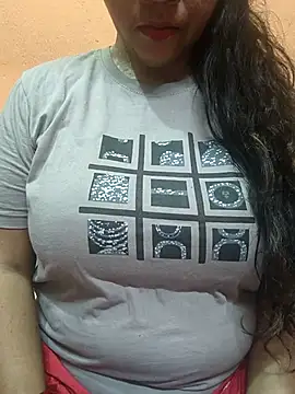 CUTE SOPHIA- online show from 05-28-26, 01:14