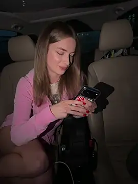 Snapshot of EvieEvans chatting on 02-08-26, 05:16 EvieEvans online show from 02-08-26, 05:16