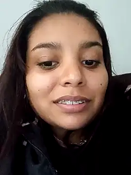 Snapshot of stefanie010 chatting on 12-18-24, 08:25 stefanie010 online show from 12-18-24, 08:25