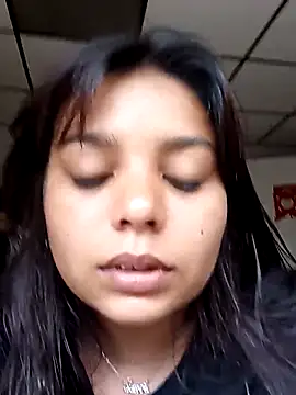 Snapshot of stefanie010 chatting on 01-20-25, 08:18 stefanie010 online show from 01-20-25, 08:18