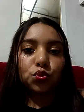 stefanie010 online show from 04-25-26, 10:07