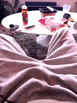 BigY690 online show from 12-20-25, 02:51