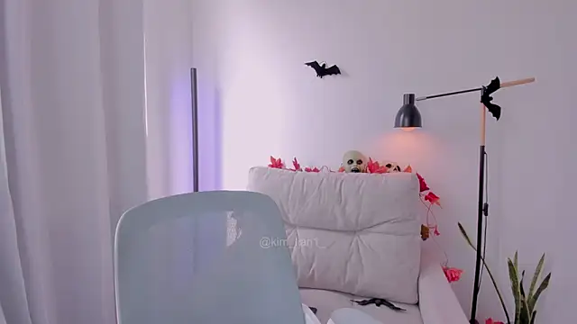 kim lian21 online show from 10-25-25, 02:13