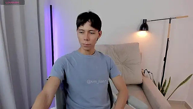 kim lian21 online show from 11-24-25, 04:34