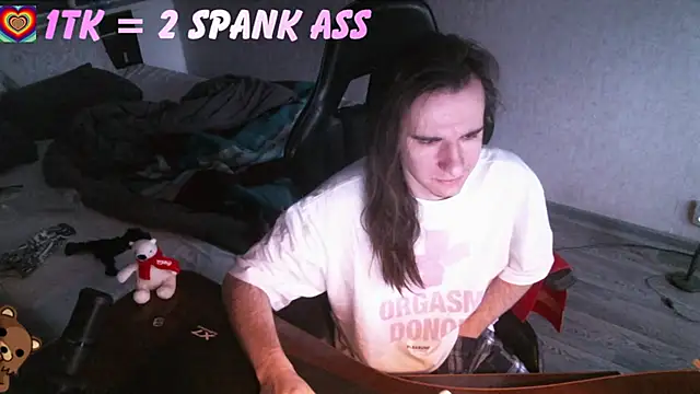 izilizi 23 online show from 11-23-25, 08:14