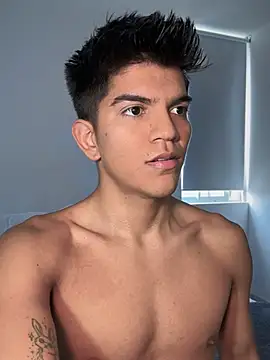 santiago 01 online show from 02-09-25, 01:14