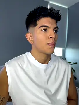 santiago 01 online show from 09-20-25, 07:37