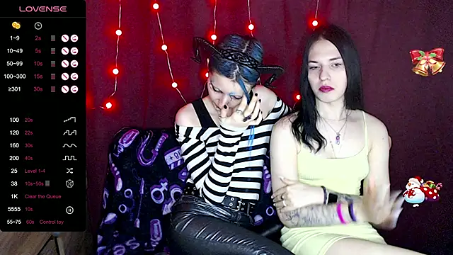 Snapshot of sky9669 chatting on 12-23-24, 04:06 sky9669 online show from 12-23-24, 04:06