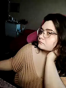 Snapshot of DenisHailey chatting on 01-11-25, 12:18 DenisHailey online show from 01-11-25, 12:18