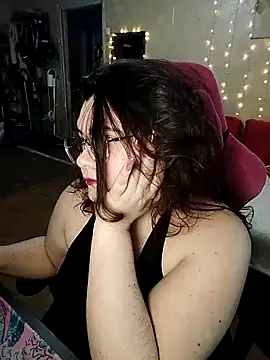 Snapshot of DenisHailey chatting on 01-30-25, 02:04 DenisHailey online show from 01-30-25, 02:04