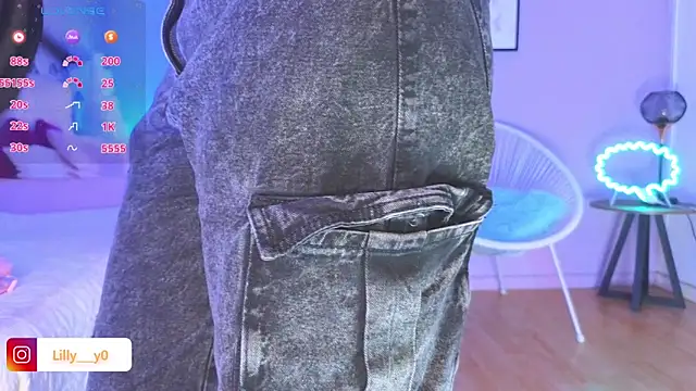 LillyDolls23 online show from 02-19-25, 01:28