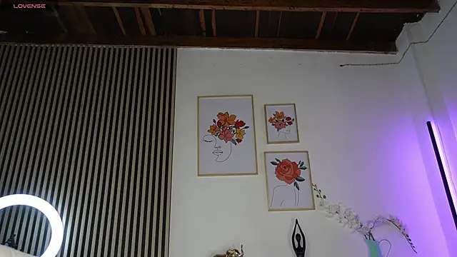 LillyDolls23 online show from 09-14-25, 12:48