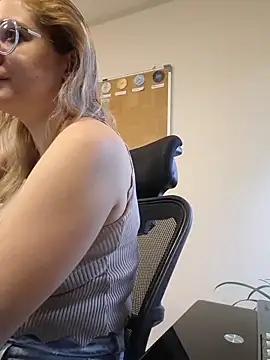 NaomiShimizu online show from 03-28-26, 07:46