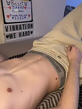 Snapshot of secret_dream415 chatting on 02-11-25, 07:38 secret dream415 online show from 02-11-25, 07:38