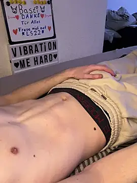 Snapshot of secret_dream415 chatting on 03-12-25, 02:34 secret dream415 online show from 03-12-25, 02:34