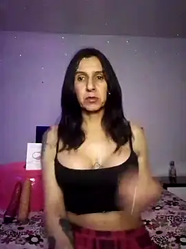 Cameron puppy online show from 10-22-25, 06:35