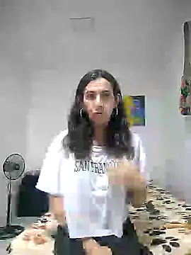 Cameron puppy online show from 05-30-26, 05:04