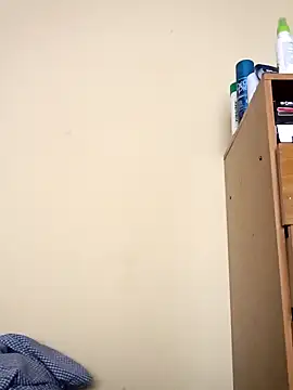 Snapshot of dantero chatting on 01-21-25, 07:28 dantero online show from 01-21-25, 07:28