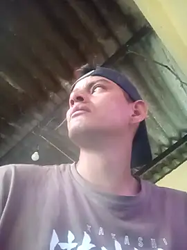 Snapshot of dantero chatting on 10-30-25, 01:56 dantero online show from 10-30-25, 01:56