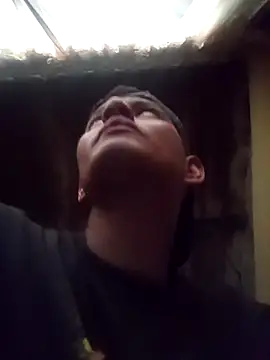 Snapshot of dantero chatting on 11-10-25, 10:31 dantero online show from 11-10-25, 10:31