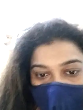 indianlisa5 online show from 04-18-26, 06:45