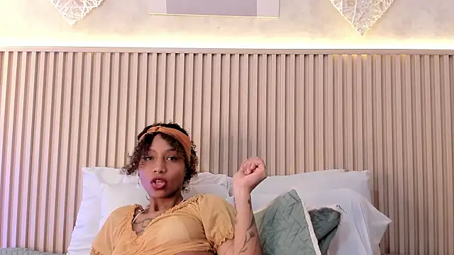 daiana curly online show from 11-07-25, 07:58