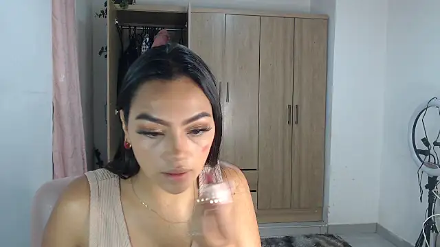 Snapshot of fairylatin222 chatting on 02-04-25, 11:16 fairylatin222 online show from 02-04-25, 11:16