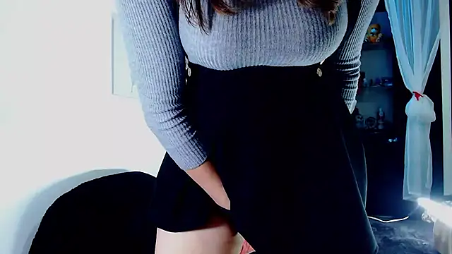 Snapshot of JadeHiilton chatting on 02-19-25, 07:16 JadeHiilton online show from 02-19-25, 07:16